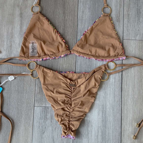 Beach Bunny Bikini - Picture 2 of 4